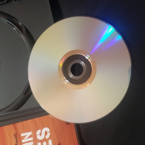 Multiple DVD's - Picture 3 of 10